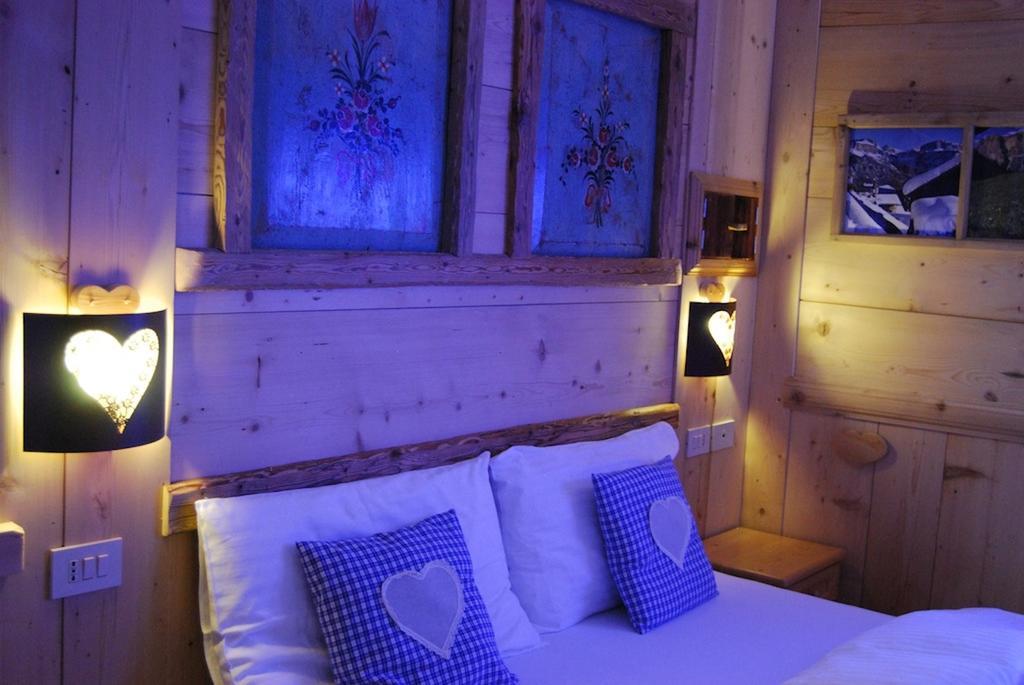 Appartamenti Chalet Orchidea 卡纳泽伊 外观 照片