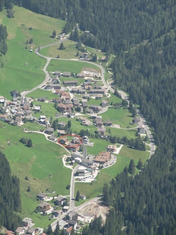 Appartamenti Chalet Orchidea 卡纳泽伊 外观 照片